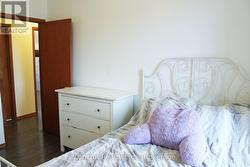 Second bedroom - 