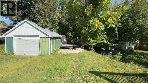 15' X 19' concrete floor with hydro. - 127 Yonge Street S, Brockton, ON - Outdoor