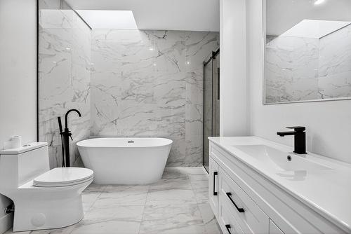 Bathroom - 1881 Rue Allard, Montréal (Le Sud-Ouest), QC - Indoor Photo Showing Bathroom