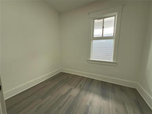 648 Atlantic Ave, Winnipeg, MB 