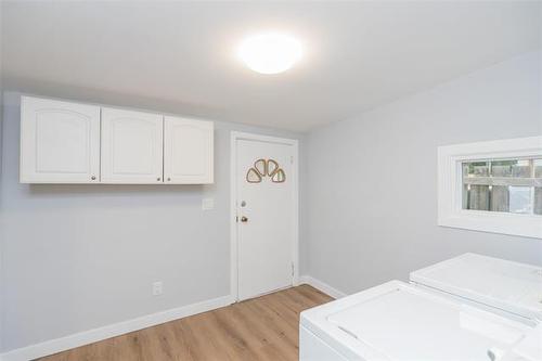 958 Alexander Ave, Winnipeg, MB 