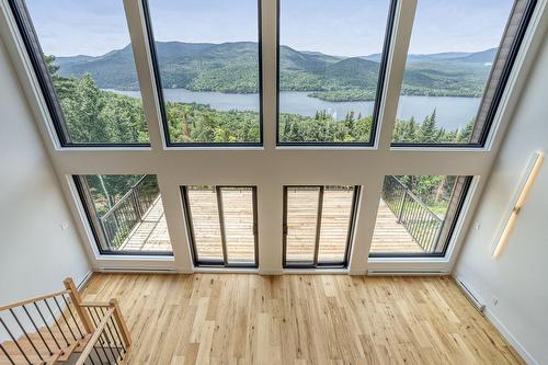 Salon - 255 Ch. Du Mont-Jasper, Saint-Donat, QC - Indoor Photo Showing Other Room