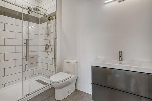 Salle de bains - 255 Ch. Du Mont-Jasper, Saint-Donat, QC - Indoor Photo Showing Bathroom