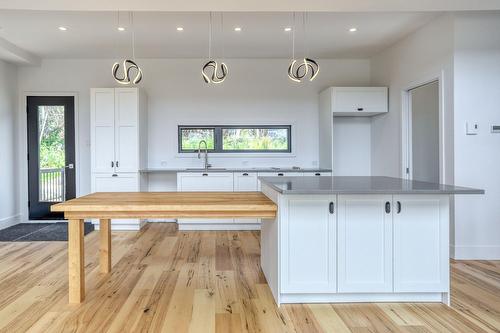 Cuisine - 255 Ch. Du Mont-Jasper, Saint-Donat, QC - Indoor