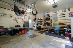 Garage - 