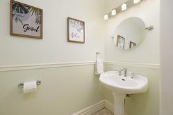 Powder room - 