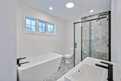 Salle de bains - 15B Ch. Crouch, Val-Des-Monts, QC - Indoor Photo Showing Bathroom