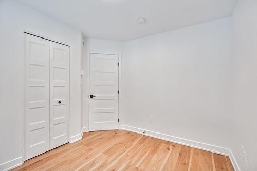 Chambre à coucher - 15B Ch. Crouch, Val-Des-Monts, QC - Indoor Photo Showing Other Room