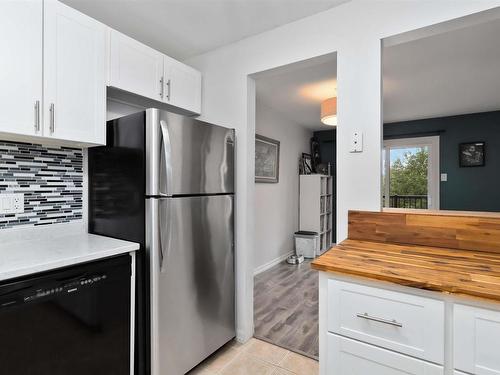 119 75 Collins Grove, Dartmouth, NS 