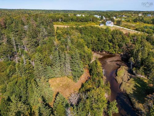 283 Dentremont Rd, Meteghan River, NS 
