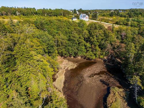 283 Dentremont Rd, Meteghan River, NS 