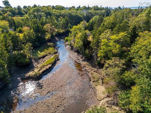 283 Dentremont Rd, Meteghan River, NS 