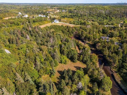 283 Dentremont Rd, Meteghan River, NS 