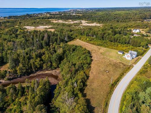 283 Dentremont Rd, Meteghan River, NS 