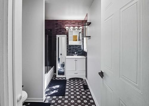 Salle de bains - 151 Rue Madaire, Gatineau (Aylmer), QC 