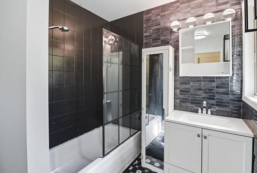 Salle de bains - 151 Rue Madaire, Gatineau (Aylmer), QC 