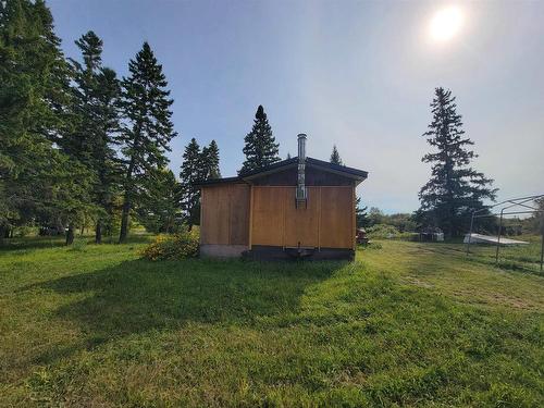 37 Jewett Rd, Stratton, ON - Outdoor