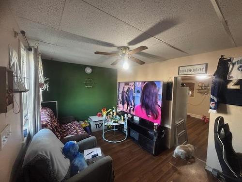 827 Alberta Street, Thunder Bay, ON - Indoor