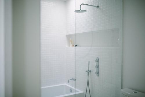 Salle de bains - 5121 Av. Casgrain, Montréal (Le Plateau-Mont-Royal), QC - Indoor Photo Showing Bathroom