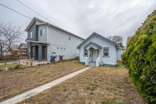 468 Wade Avenue, Penticton, BC - Outdoor