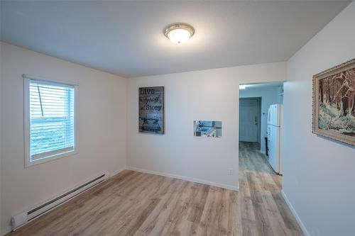 468 Wade Avenue, Penticton, BC - Indoor Photo Showing Other Room