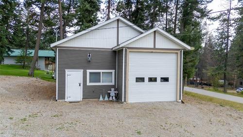 6524 Mcdonald Loop Road, Grasmere, BC 