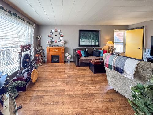 2165 Warren Avenue, Kimberley, BC - Indoor