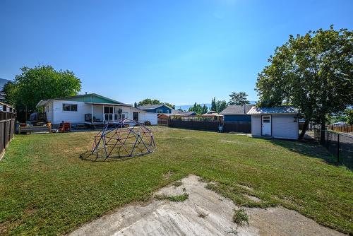 2506 14 Street, Vernon, BC - Outdoor With Deck Patio Veranda