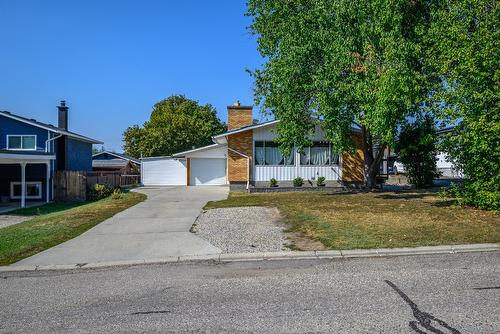 2506 14 Street, Vernon, BC - Outdoor