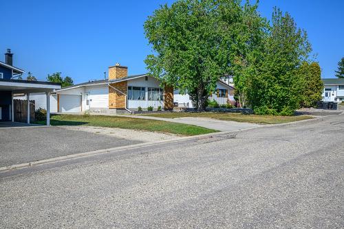 2506 14 Street, Vernon, BC - Outdoor