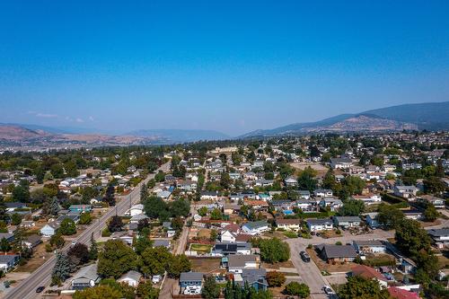 2506 14 Street, Vernon, BC - Outdoor With View