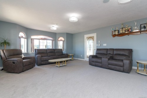 7112 Puckle Rd, Central Saanich, BC 