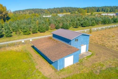 7112 Puckle Rd, Central Saanich, BC 