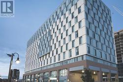 609 - 100 BOND STREET E  Oshawa (Central), ON L1G 0B7