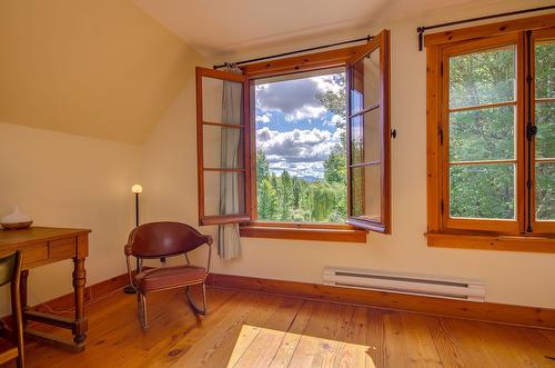 Chambre à coucher - 87 Ch. Fairmount, Lac-Brome, QC - Indoor Photo Showing Other Room