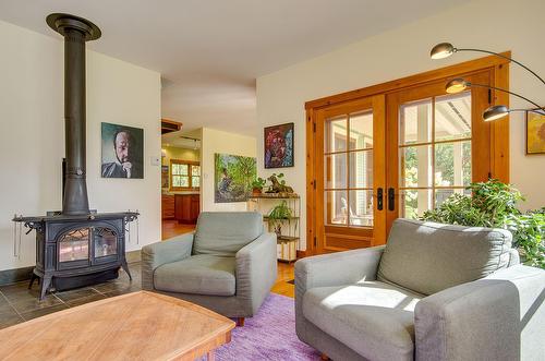 Salon - 87 Ch. Fairmount, Lac-Brome, QC - Indoor Photo Showing Living Room