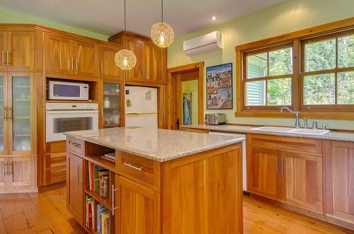 Cuisine - 87 Ch. Fairmount, Lac-Brome, QC - Indoor Photo Showing Kitchen