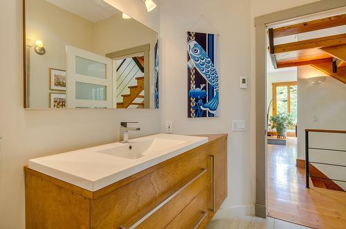 Salle de bains - 87 Ch. Fairmount, Lac-Brome, QC - Indoor Photo Showing Bathroom