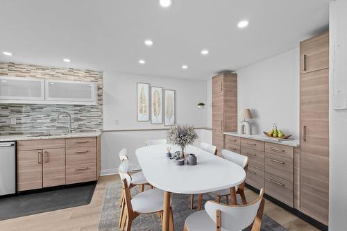 Salle à manger - 405-4911 Ch. De La Côte-Des-Neiges, Montréal (Côte-Des-Neiges/Notre-Dame-De-Grâce), QC - Indoor Photo Showing Dining Room