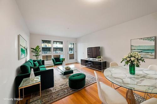 Living room - 202-3630 Rue Ste-Catherine E., Montréal (Mercier/Hochelaga-Maisonneuve), QC - Indoor