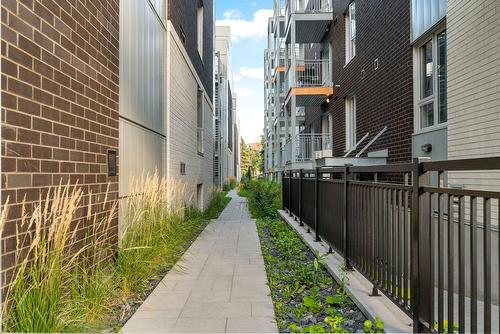 Nearby - 202-3630 Rue Ste-Catherine E., Montréal (Mercier/Hochelaga-Maisonneuve), QC - Outdoor With Balcony