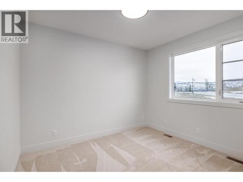 3rd upper floor bedroom - 789 Carleton Street, Kelowna, BC - Indoor Photo Showing Other Room