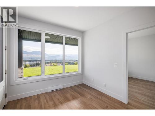 Suite living room - 789 Carleton Street, Kelowna, BC - Indoor Photo Showing Other Room