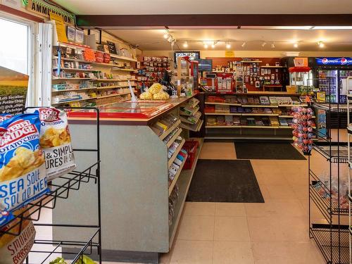 15 North Street, Lockeport, NS 