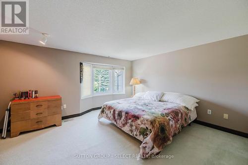 11 - 151 Martinet Avenue, London East (East I), ON - Indoor Photo Showing Bedroom