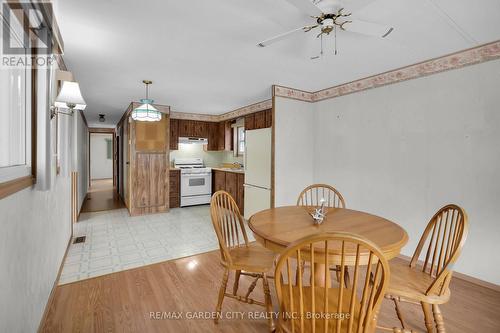 315 - 23 Four Mile Creek Road, Niagara-On-The-Lake (St. Davids), ON - Indoor Photo Showing Dining Room