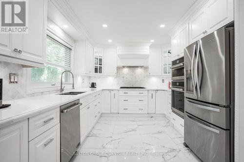 1451 Indian Road, Mississauga, ON - Indoor Photo Showing Kitchen With Double Sink With Upgraded Kitchen