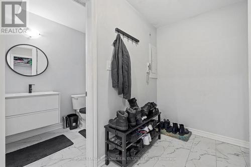 104 - 28 Victoria Avenue N, Hamilton, ON - Indoor
