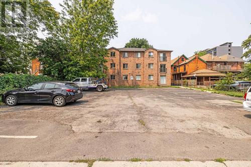 104 - 28 Victoria Avenue N, Hamilton, ON - Outdoor