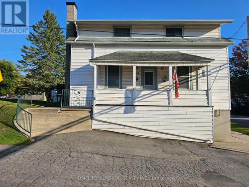 98 PAUL DRIVE  Lanark Highlands, ON K0G 1K0